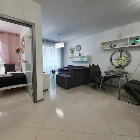 Dwie Sosny-apartament Morski Kryształ - 365pam *